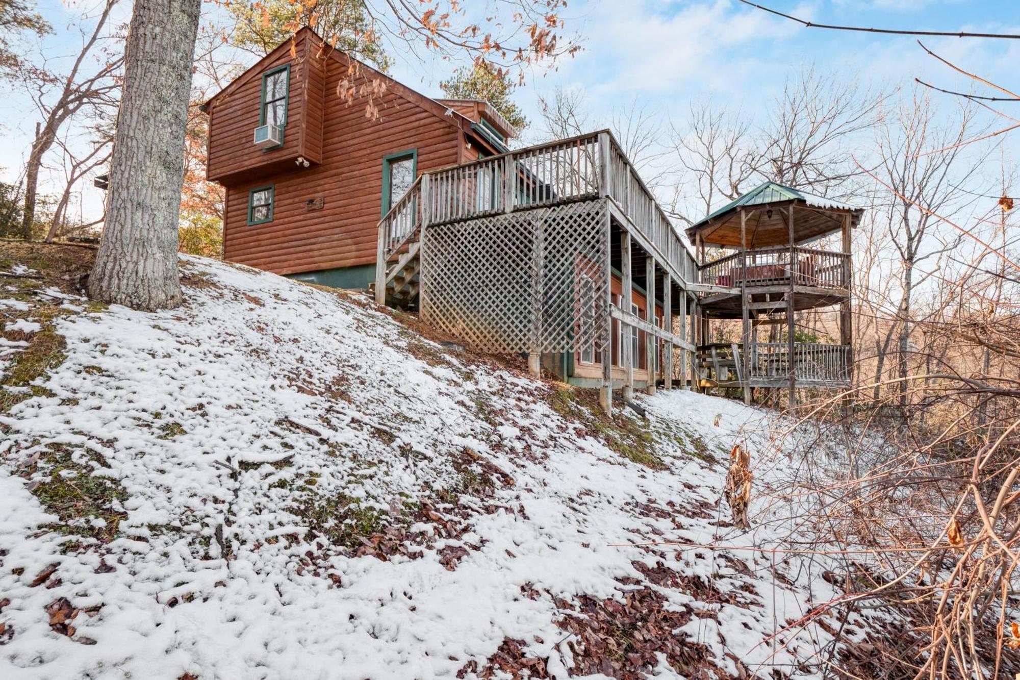Fontana By Avantstay Gorgeous Mountain Cabin W Views Hot Tub Game Room Gatlinburg Exteriér fotografie